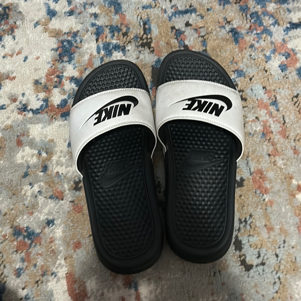 Nike slides